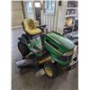 Image 2 : John Deere LA 165 24 HP 48'' Hydrostatic Riding Mower