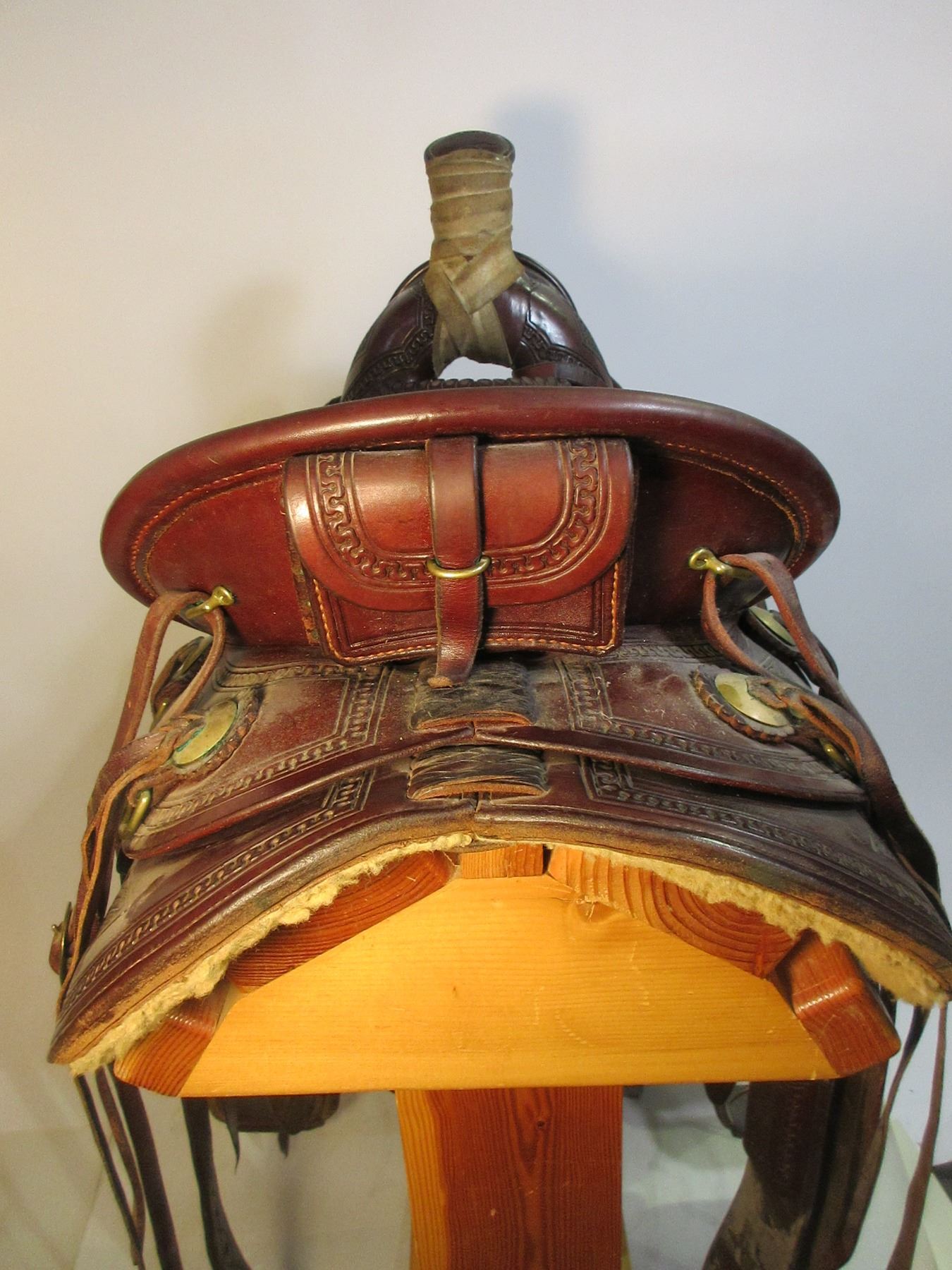 Sawtooth Saddle Maker Vernal Utah Slick Fork Basket Stamped Saddle 16