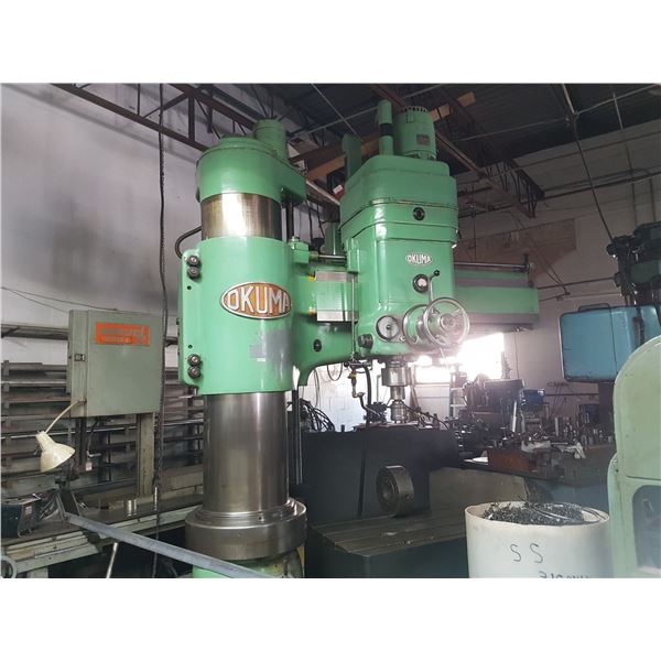 OKUMA RADIAL Drill with tools