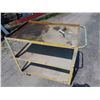 Image 1 : 232: Cart avec Roues 25$