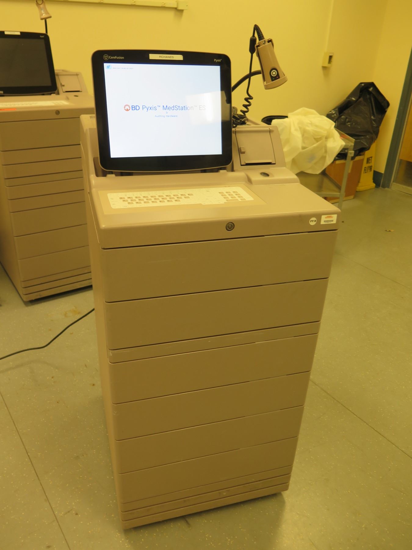 CareFusion Pyxis Med/PAS/IM ES Device Medication Dispensing System w ...