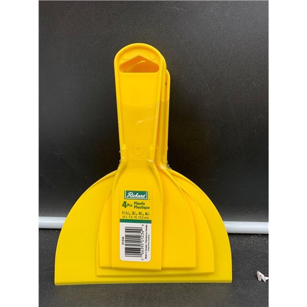 Richard Plastic Putty Knives (4ct)