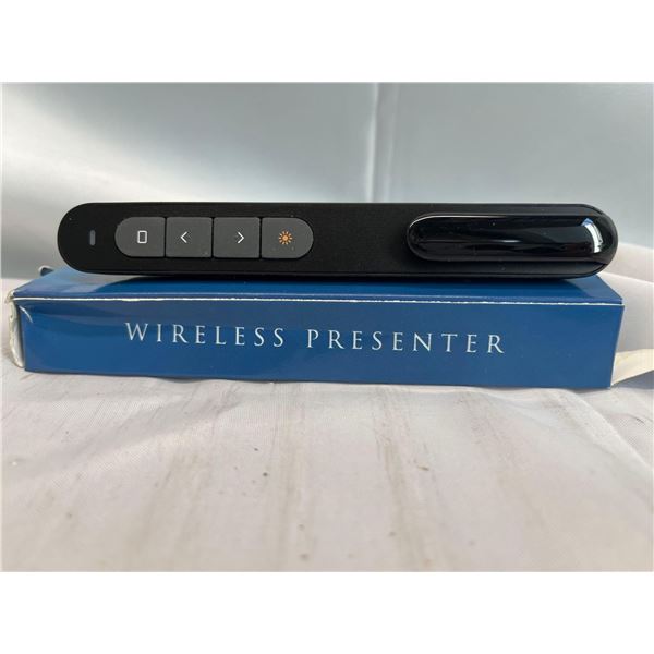 Wireless Presenter with Lazer Pointer