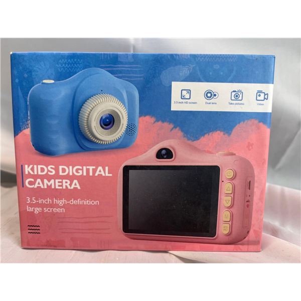 Kids Digital Camera 3.5-Inch with High Definition Screen