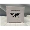 Image 1 : Travel adapter
