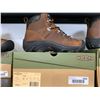 Image 1 : NEW Keen Pyrenees Ladies Hiking Boots Size 8