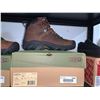 Image 1 : NEW Keen Pyrenees Ladies Hiking Boots Size 10
