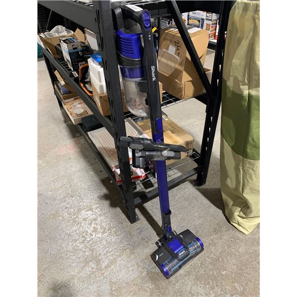 Shark Pet Pro Plus Cordless Stick Vacuum No Charge Cord