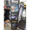 Image 2 : Shark Pet Pro Plus Cordless Stick Vacuum