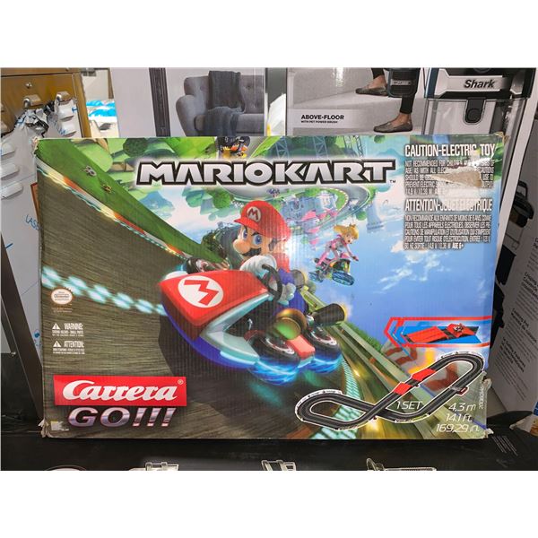 Carrera RC Mario kart race set