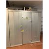 Image 3 : Norlake Walk In Cooler, self contained unit with roof mount air cooled refrigeration unit. Inside Me