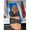 Image 2 : Skechers  Womens Size 9 Sandals