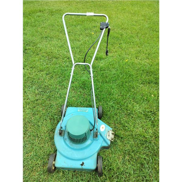 Sunbeam Electric Mower with Swivel Handle (no Safety Switch) Tested  Model # RE-70-1