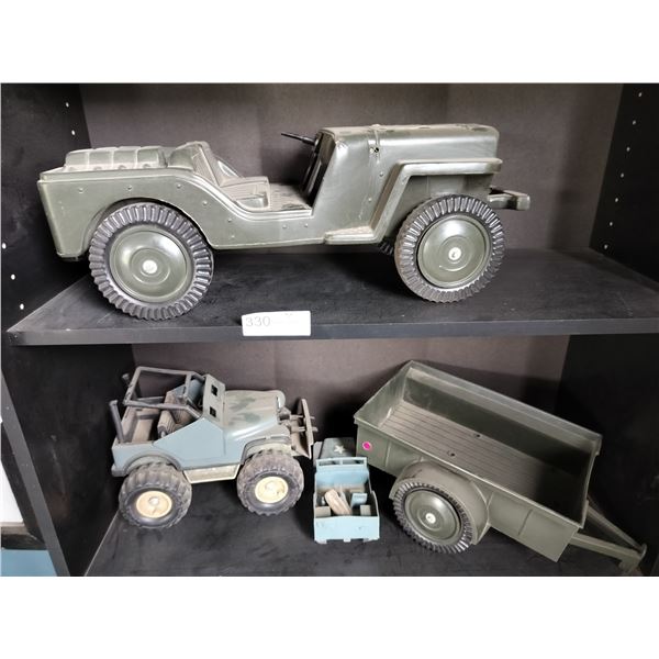 Assortment of Plastic Army Jeeps (Some TLC needed)
