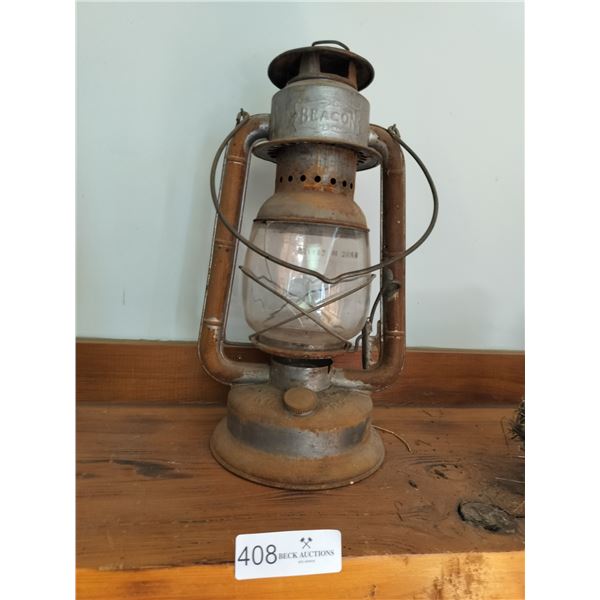 Vintage Beacon Oil Lamp (Cracked Glass)