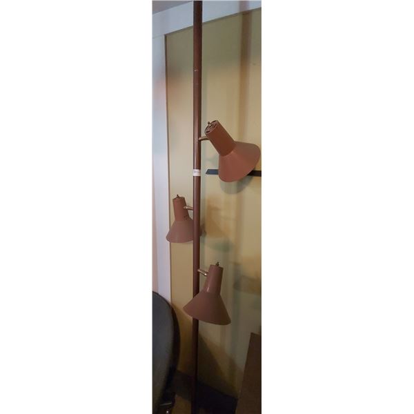 3 Lamp Vintage Tension Lamp (Adjustable Height)