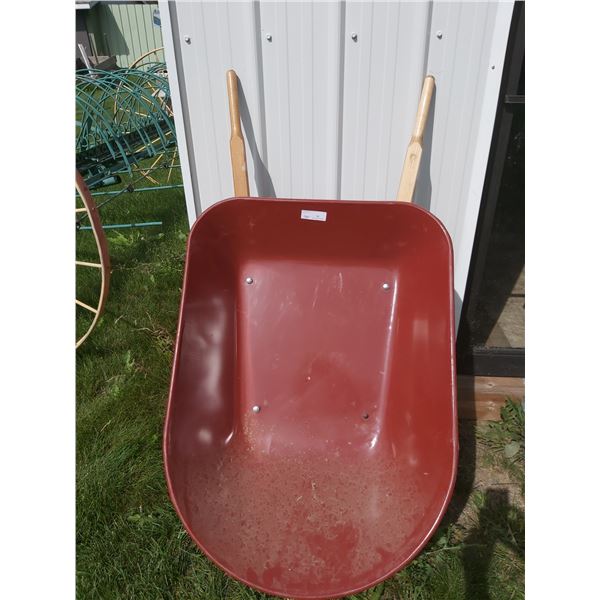 True Temper Wheelbarrow
