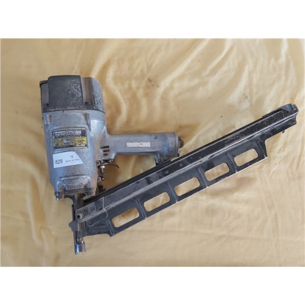 Hitatchi Pneumatic Round Head Nailer Model # K770123