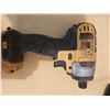 Image 3 : DeWalt 20V Cordless Drill/Driver with Light, Dewalt 1/4" Cordless Impact Driver, 2 Batteries 
