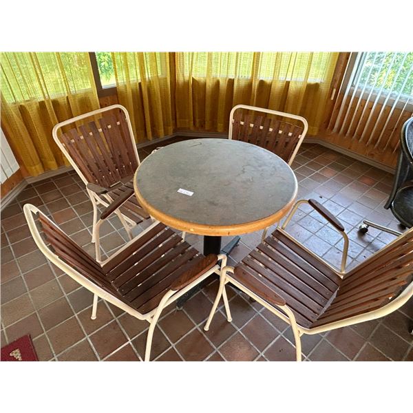 Table With 4 Wooden Slat Chairs Table 30 In Diameter x 30 High