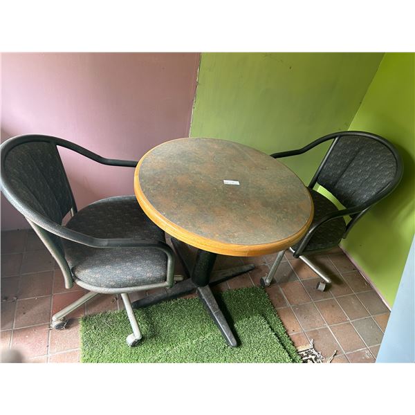Round Table And 2 Chairs On Wheels Table 30 In Diameter And 30 High