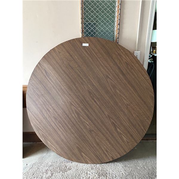 Round Banquet Table 60 In Diameter