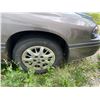 Image 14 : 2001 Chevy Impala 155,550km - Broken Control Arm Needs Towing