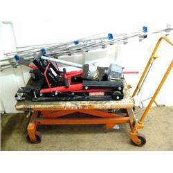 2 Hydraulic Lifts and Antennae Rotator