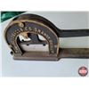 Image 4 : Vintage Tobacco Cutter "Empire Tobacco Co. Granby Quebec No. 2" (SEE PICS!)