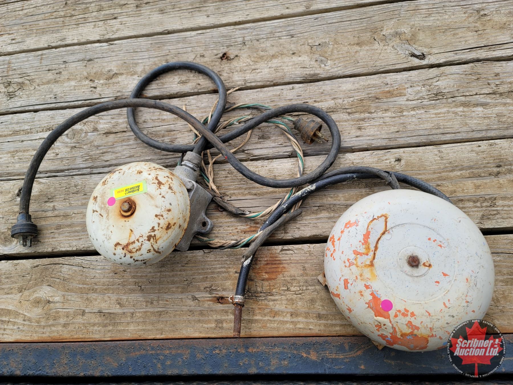 Auto Shop Bells Vintage Service Station Bells (SEE PICS!) - Scribner Auction Ltd.