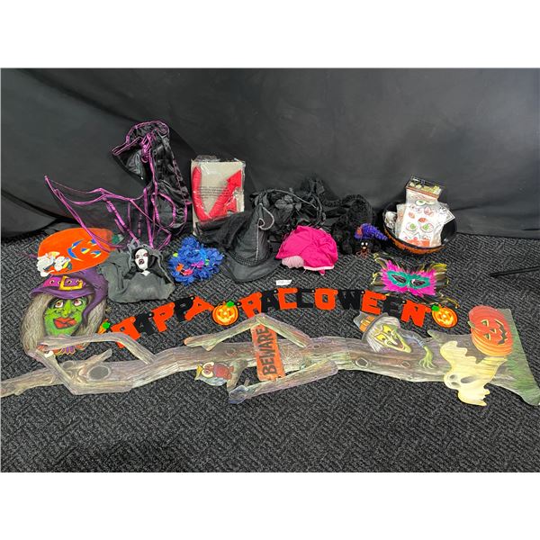 Miscellaneous Halloween Decorations, Accessories, And Costumes