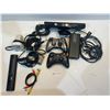 Image 1 : XBOX360 Assortment of Items