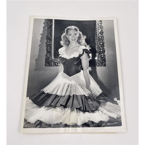 Dinah Shore CBS Press Photo