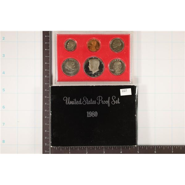 1980 US PROOF SET (WITH BOX) NO INNER BLACK PIECE