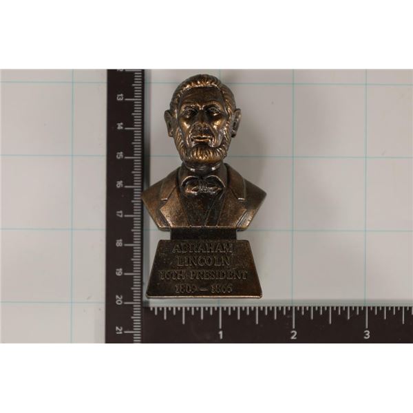 ABRAHAM LINCOLN METAL PENCIL SHARPENER 1  X