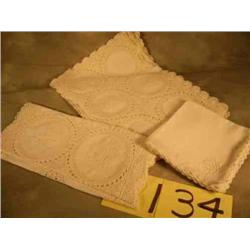 Lace table linens