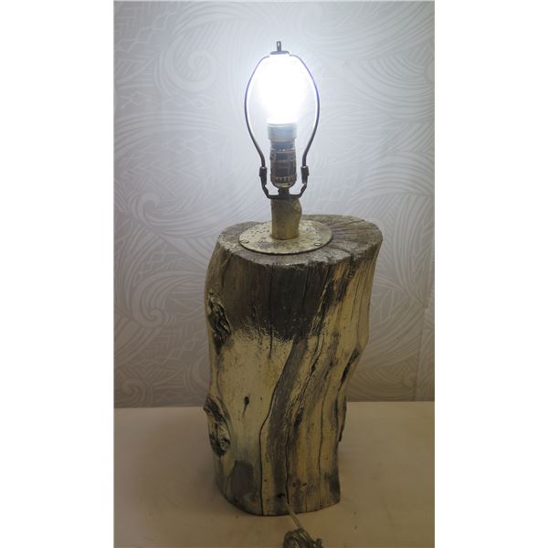 Wooden Log Table Lamp 28 H (bulb not included)