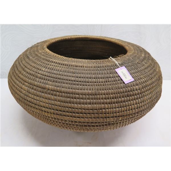 Large Cobra Basket 24  dia, 12 H