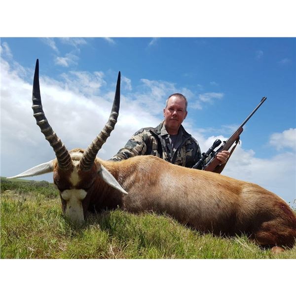 Hunting plainsgame in South Africa with Wildest International Safaris
