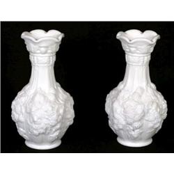 Milk Glass Vases Logan Berry Imperial Glass 10'