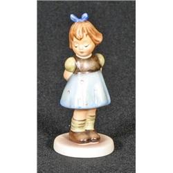 Hummel Two Hands one Treat