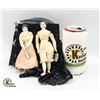 Image 1 : PAIR 1910-15 DOLLS WITH DRESSES AND FABRIC