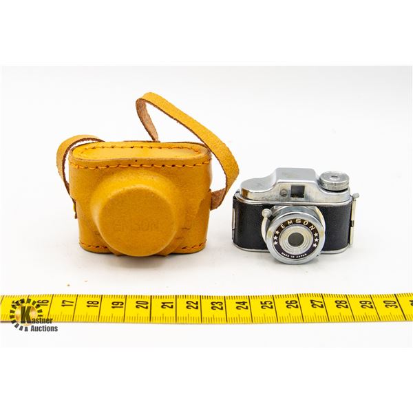 1950S MINIATURE 35MM CAMERA WITH CASE