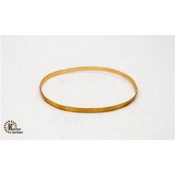 10K YELLOW GOLD BANGLE BRACELET