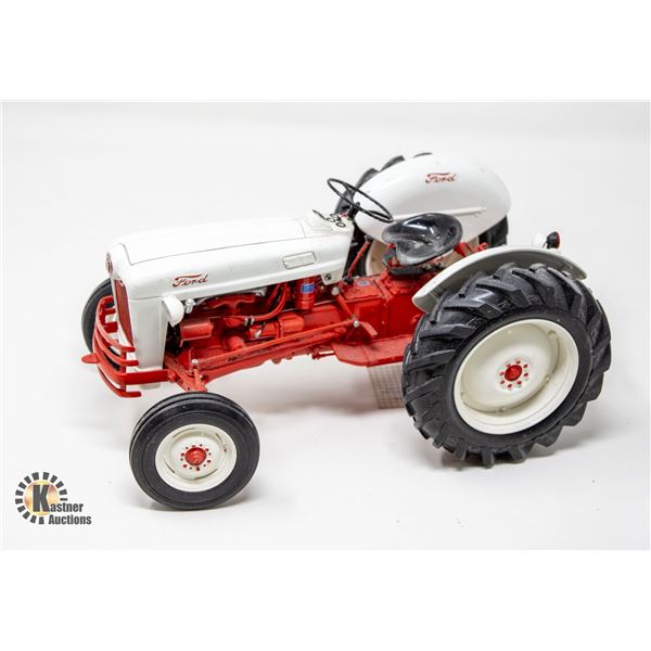 FRANKLIN MINT 1:16 1953 FORD TRACTOR