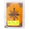 Image 1 : SMALL HAND CARVED KEEPSAKE BOX