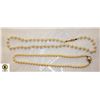 Image 1 : 2 FAUX PEARL CHOKER NECKLACES