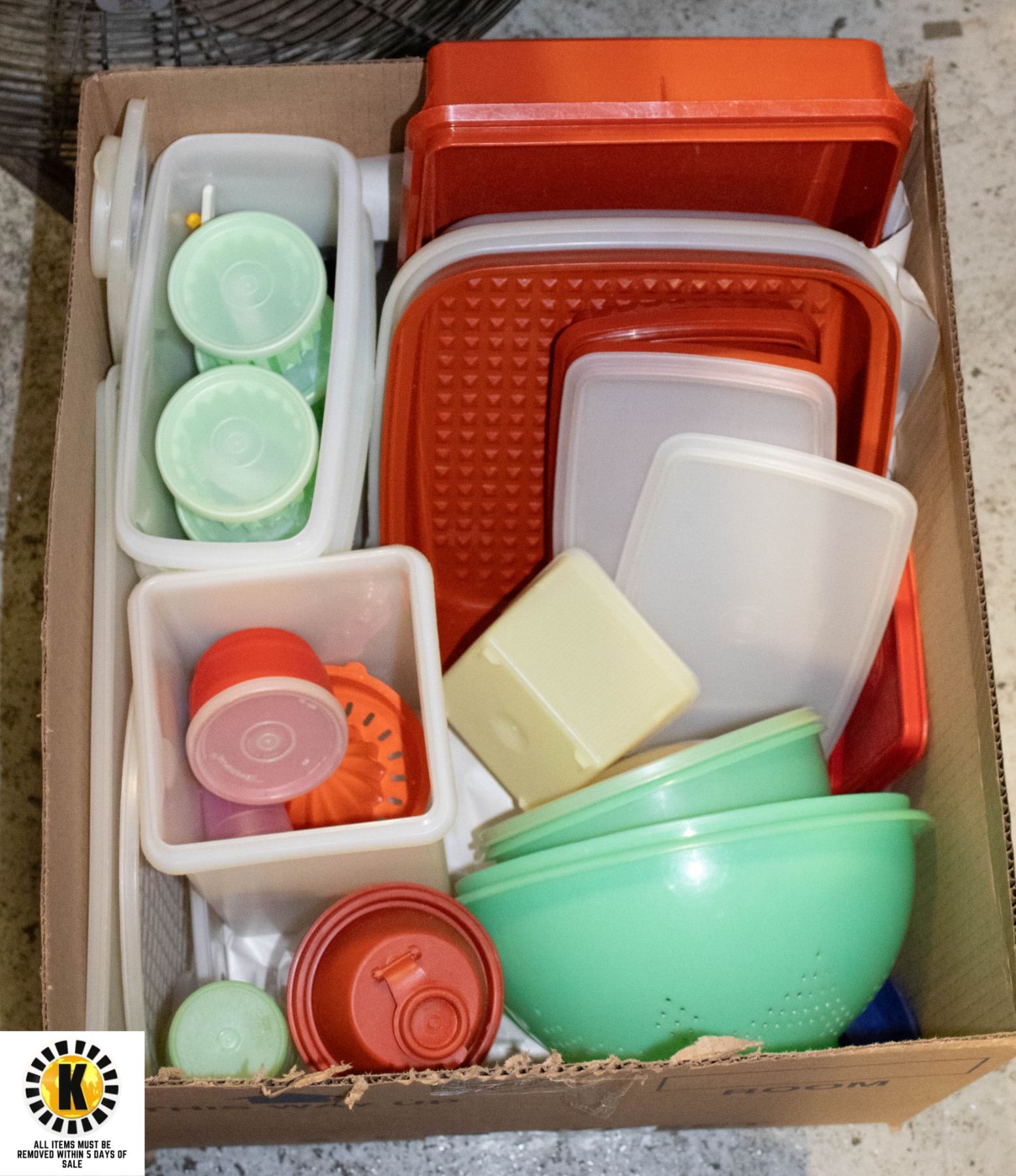 Assorted Tupperware VINTAGE TUPPERWARE- LOT OF 24 PIECES ASSORTED