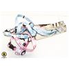 Image 1 : 4 MEDIUM DOG HARNESSES