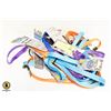 Image 1 : 10 MEDIUM DOG LEASHES ASST. COLORS